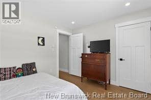 12 Barbara Drive — photo 18 of 33