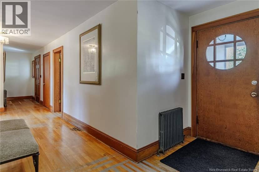 639 Main Street — photo 14 of 40