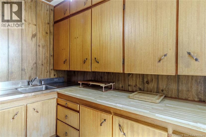 639 Main Street — photo 18 of 40
