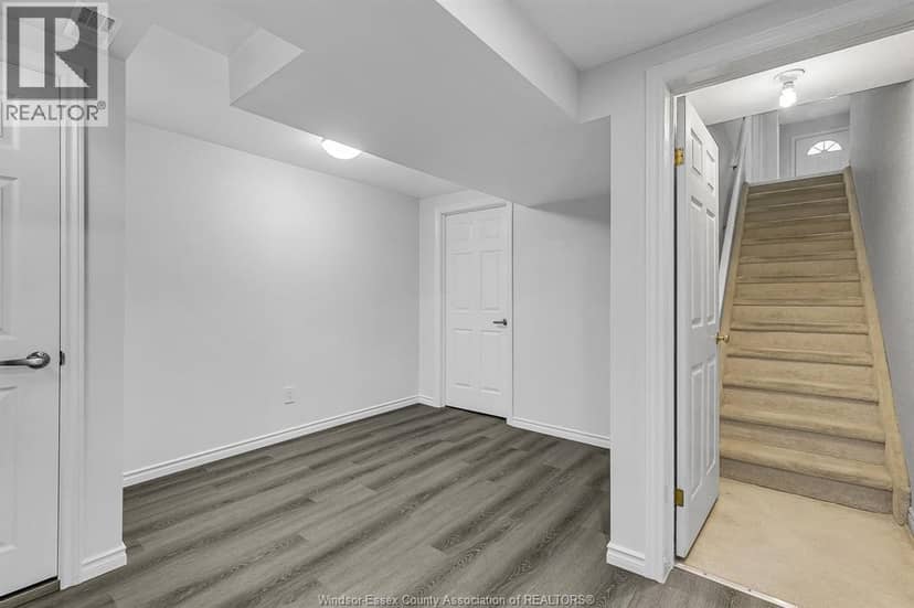 1899 Castleton Avenue — photo 18 of 27