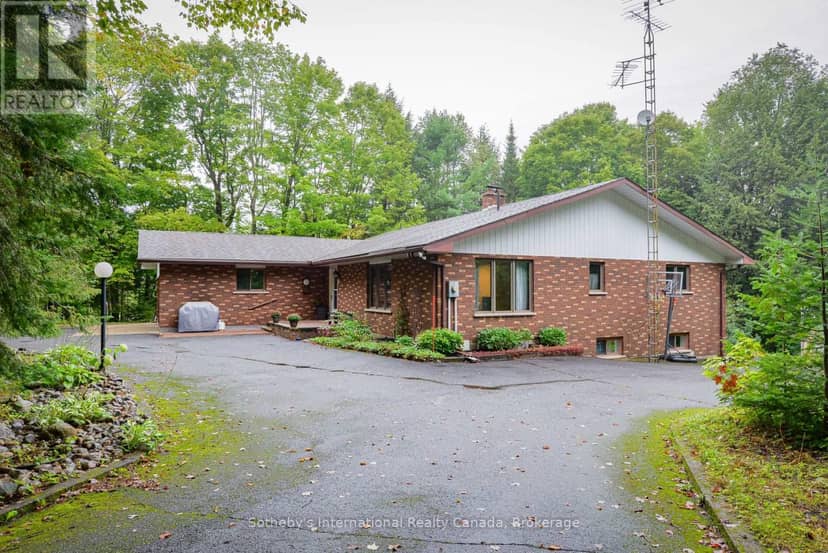 55 Denniss Drive — photo 2 of 36
