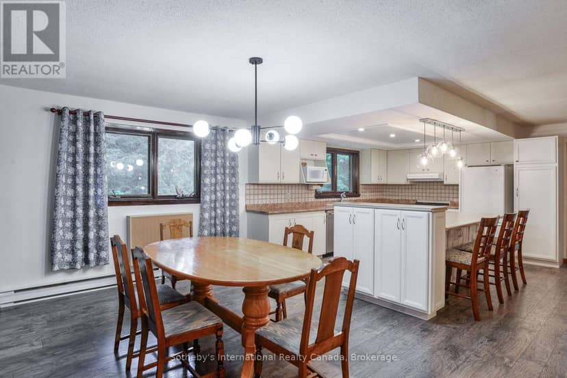 55 Denniss Drive — photo 9 of 36