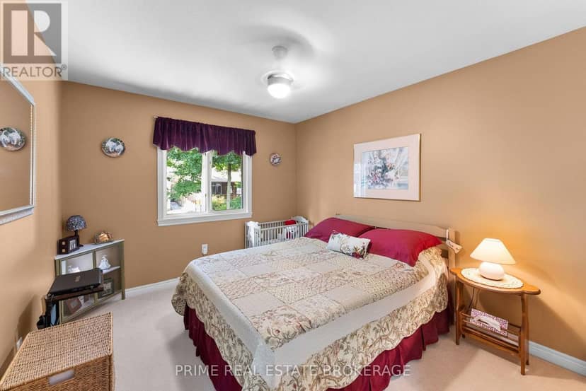 102 Ridge Street — photo 19 of 40