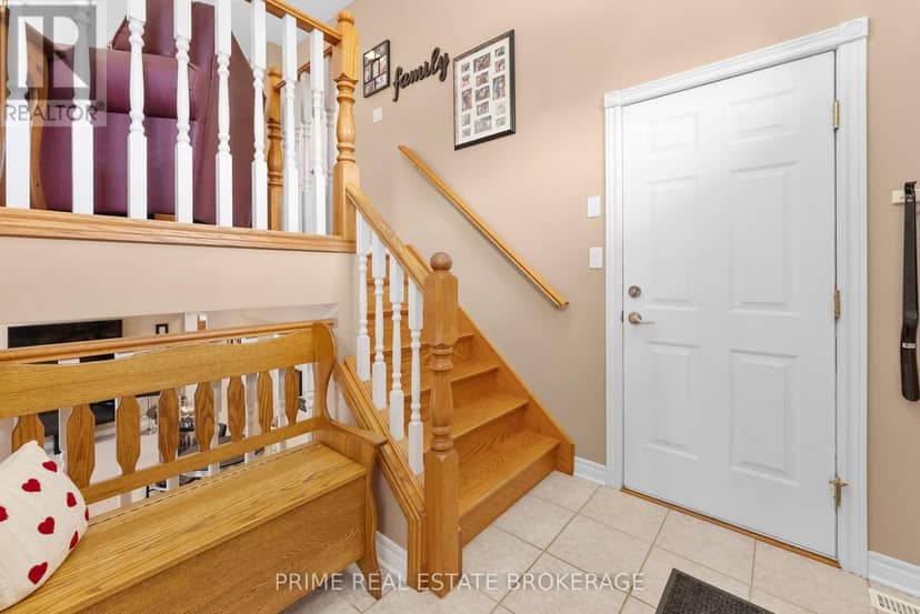 102 Ridge Street — photo 4 of 40