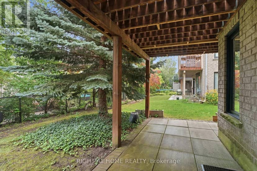 2121 Pinevalley Crescent — photo 37 of 40