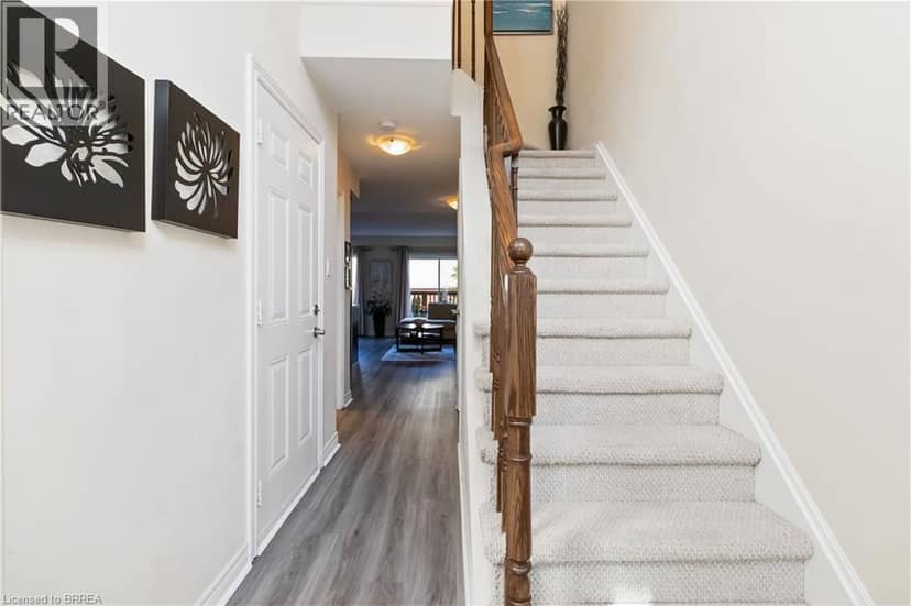 20 MCCONKEY Crescent Unit# 92 — photo 9 of 40