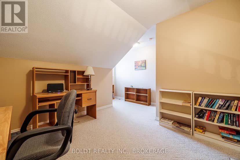 10 - 7370 Monastery Drive — photo 11 of 28