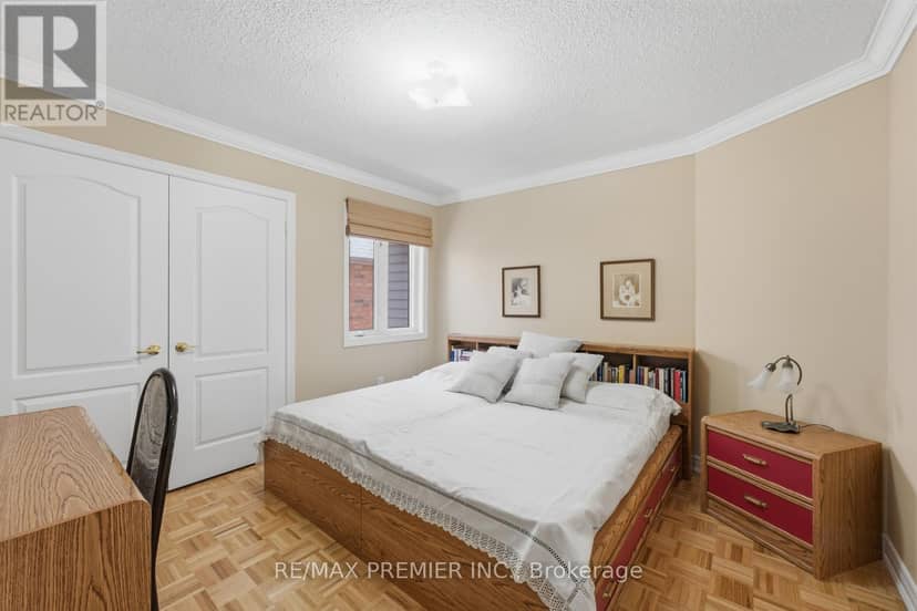 63 Summeridge Drive — photo 34 of 40