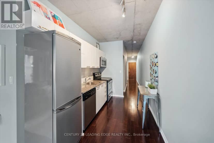 1607 - 150 Sudbury Street — photo 20 of 38