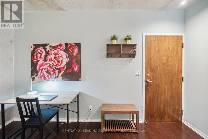 1607 - 150 Sudbury Street — photo 6 of 38