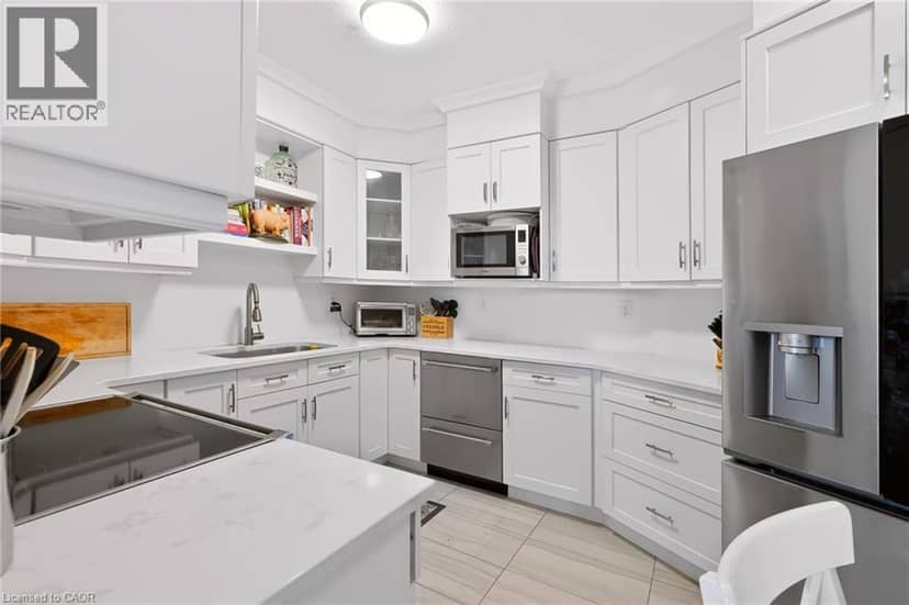 5250 LAKESHORE Road Unit# 1901 — photo 16 of 40