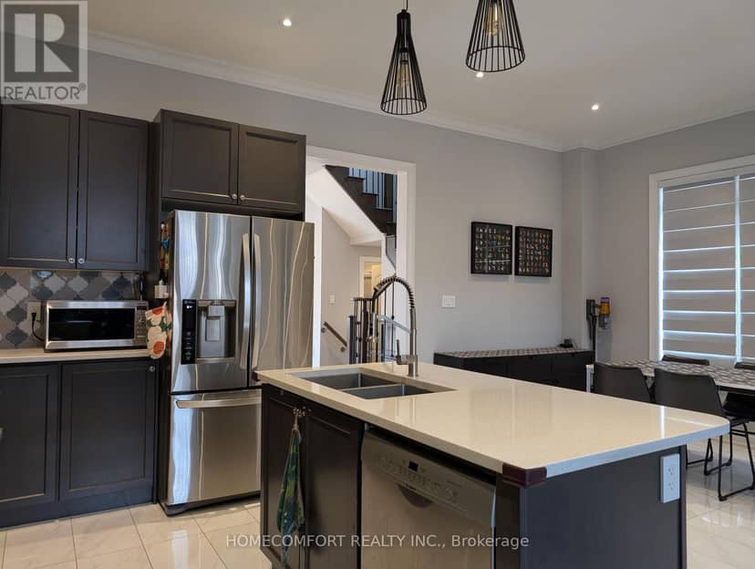 230 Paradelle Drive — photo 12 of 36