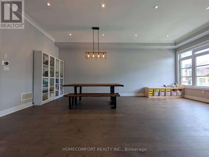 230 Paradelle Drive — photo 9 of 36