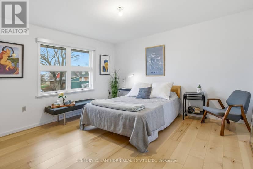 425 Bloomfield Main Street — photo 13 of 23
