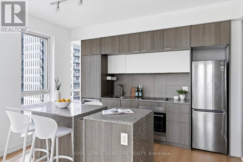 1809 - 55 Regent Park Boulevard — photo 15 of 40
