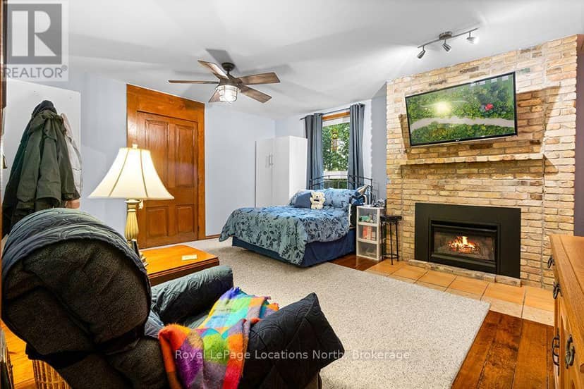 105 Craig Street — photo 17 of 40