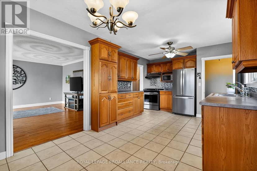 15 Gearin Street — photo 18 of 40