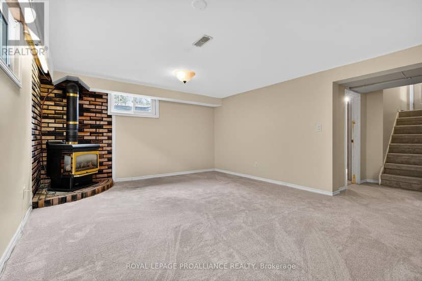 15 Gearin Street — photo 37 of 40