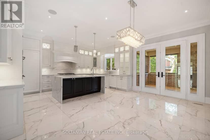 74 Yongehurst Road — photo 10 of 40