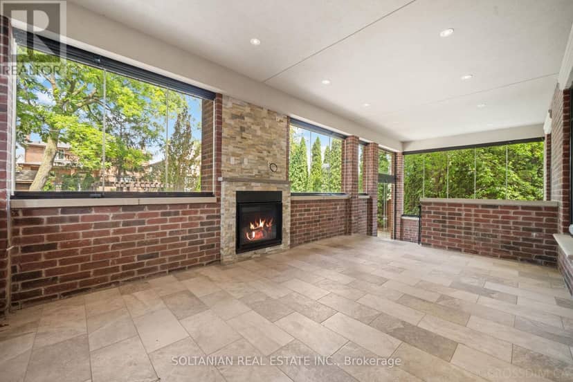 74 Yongehurst Road — photo 17 of 40