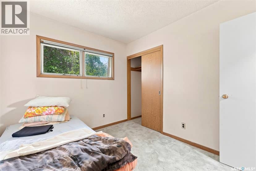 1564 Horace STREET — photo 15 of 32