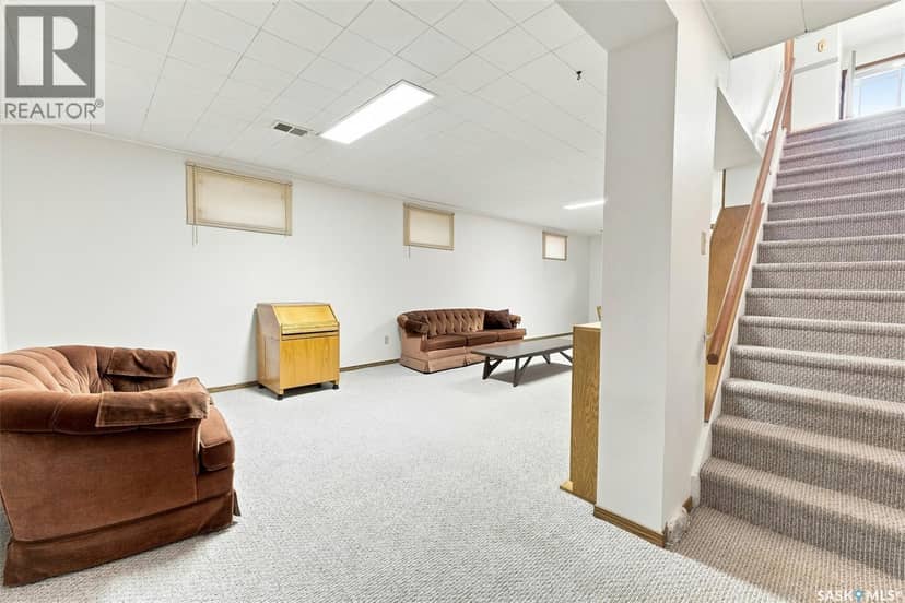 1564 Horace STREET — photo 19 of 32