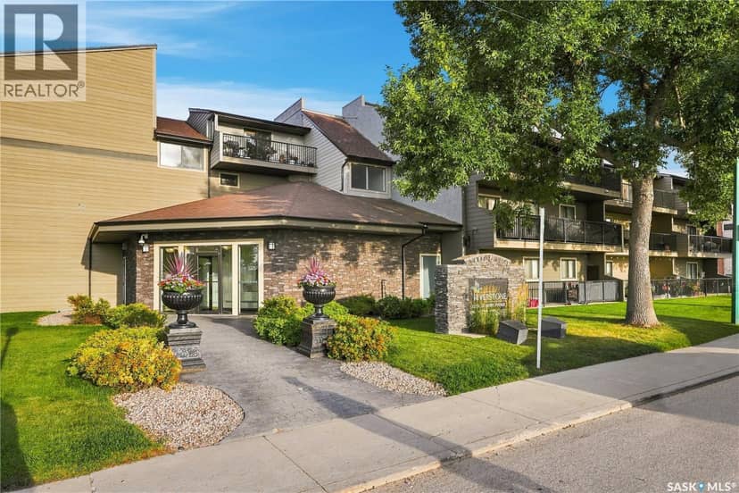 213 2233 St Henry AVENUE, Saskatoon