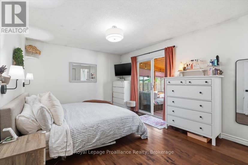 24 Harvest Crescent — photo 15 of 36