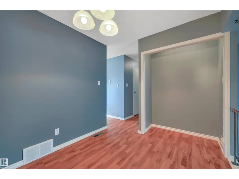 14644 52 ST NW — photo 14 of 40