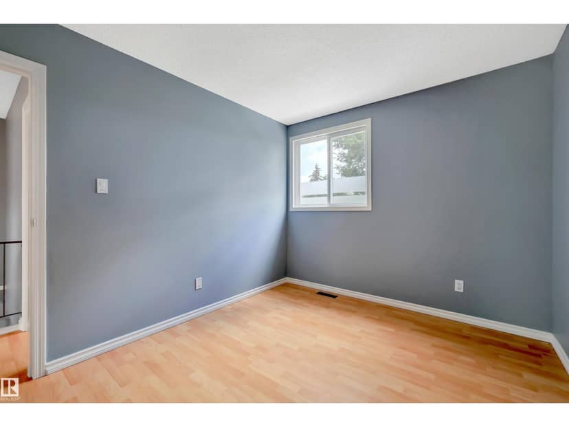 14644 52 ST NW — photo 34 of 40