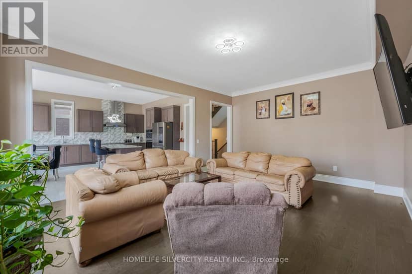 85 James Walker Avenue — photo 15 of 40