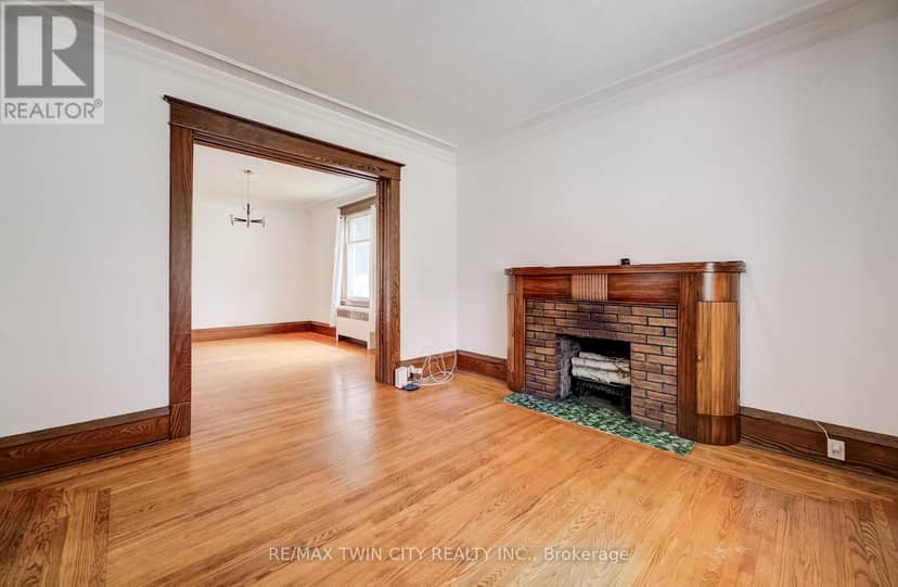 211 Main Street — photo 9 of 36
