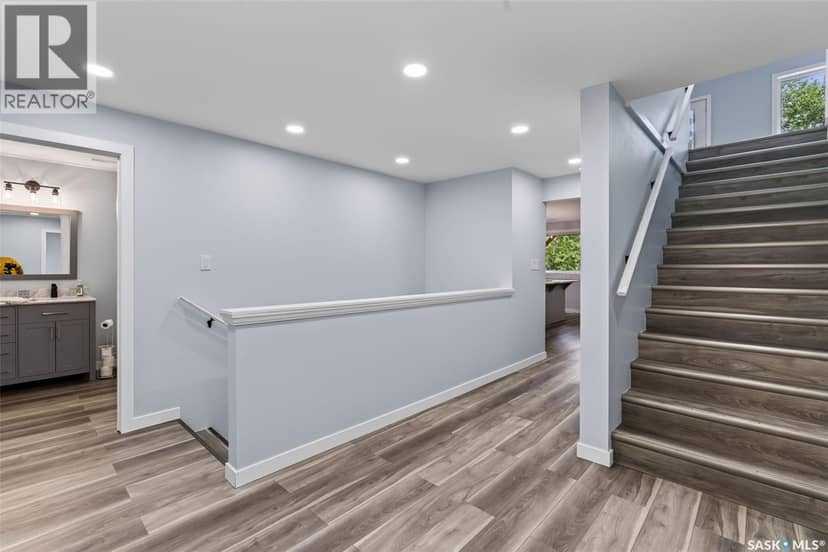 1445 Lakeside ROAD — photo 5 of 40