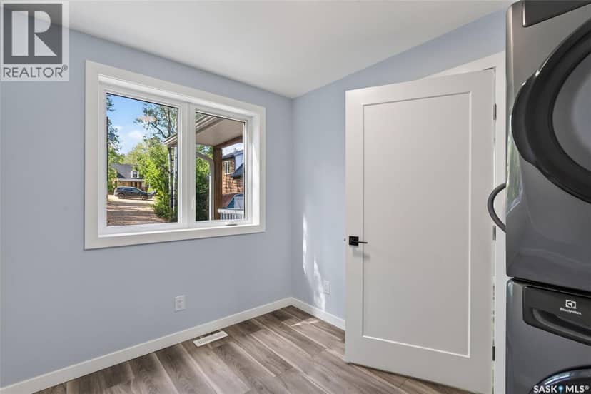 1445 Lakeside ROAD — photo 9 of 40