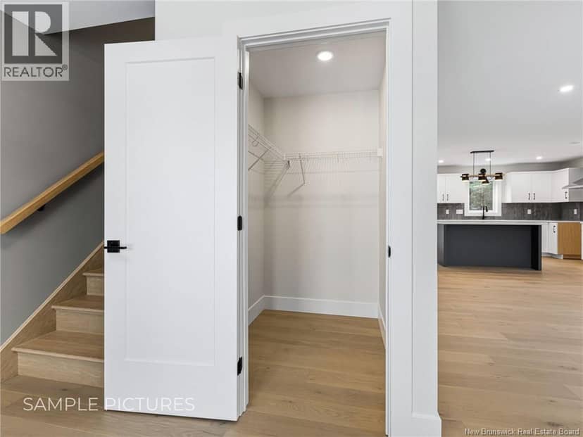 441 Gaspé Street — photo 10 of 40