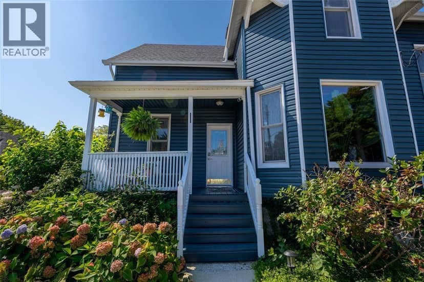 224 VIDAL STREET South — photo 2 of 40