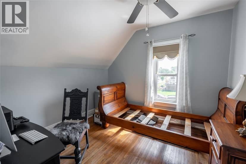 224 VIDAL STREET South — photo 27 of 40