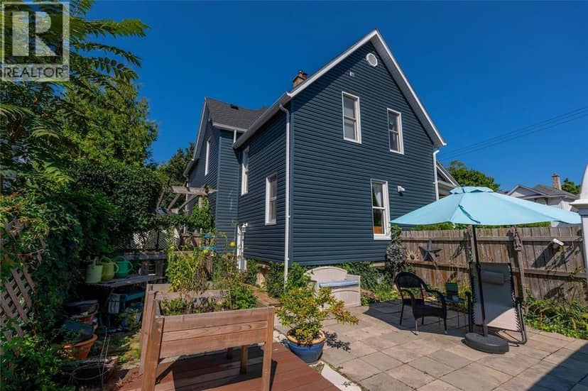 224 VIDAL STREET South — photo 36 of 40