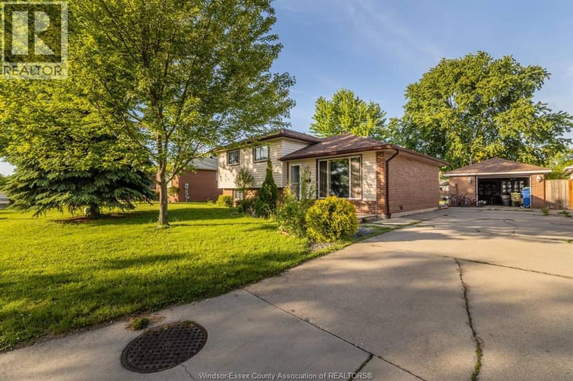 3018 Grandview Street — photo 4 of 25