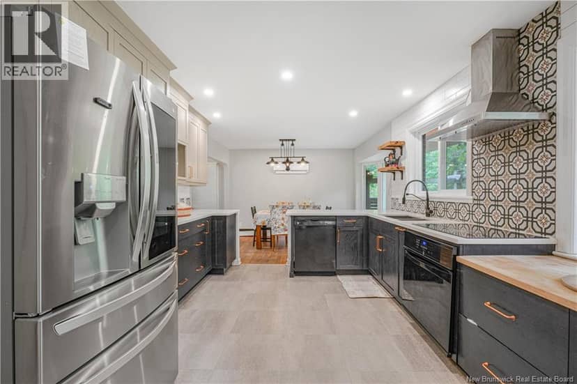 1019 York Street — photo 9 of 40
