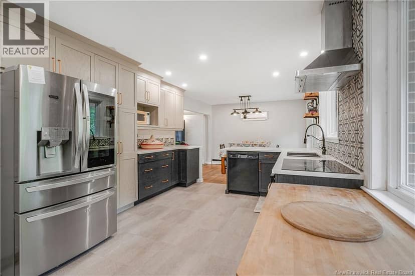 1019 York Street — photo 7 of 40