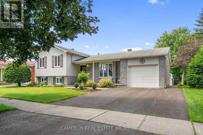368 Angela Crescent — photo 1 of 40