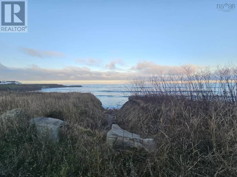 103 Ocean Avenue, Glace Bay, photo 2