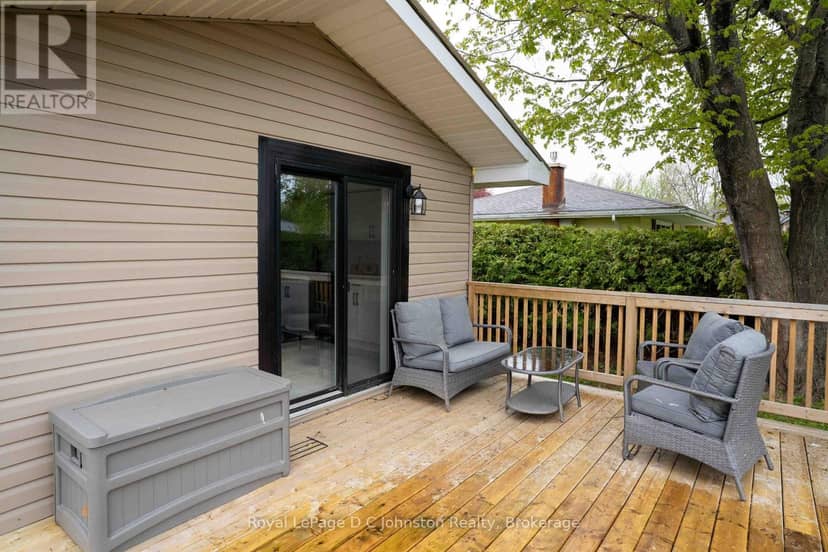 229 Edward Street — photo 25 of 38