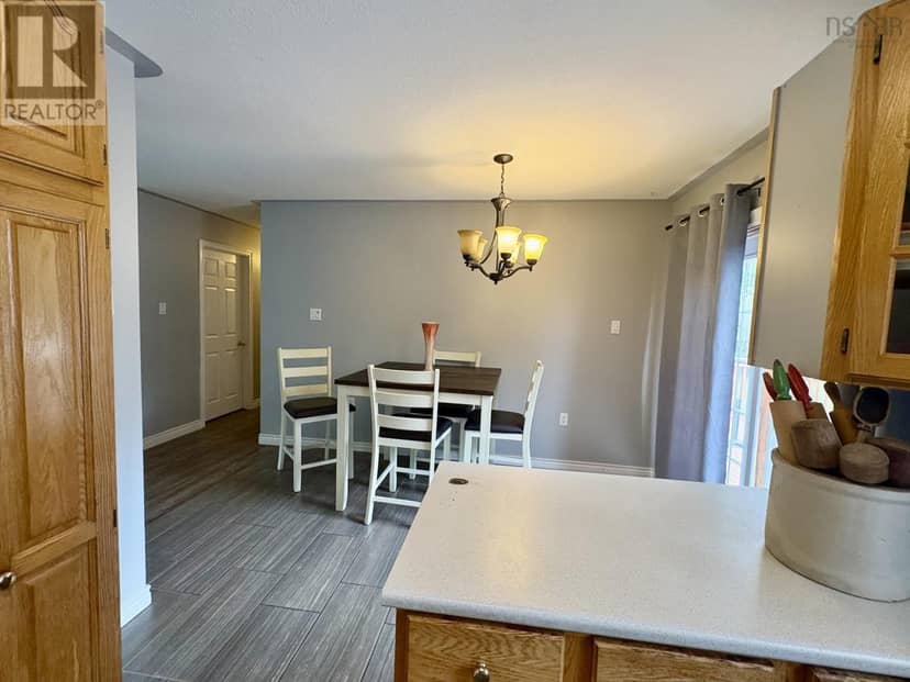 14536 Highway 1 — photo 11 of 40