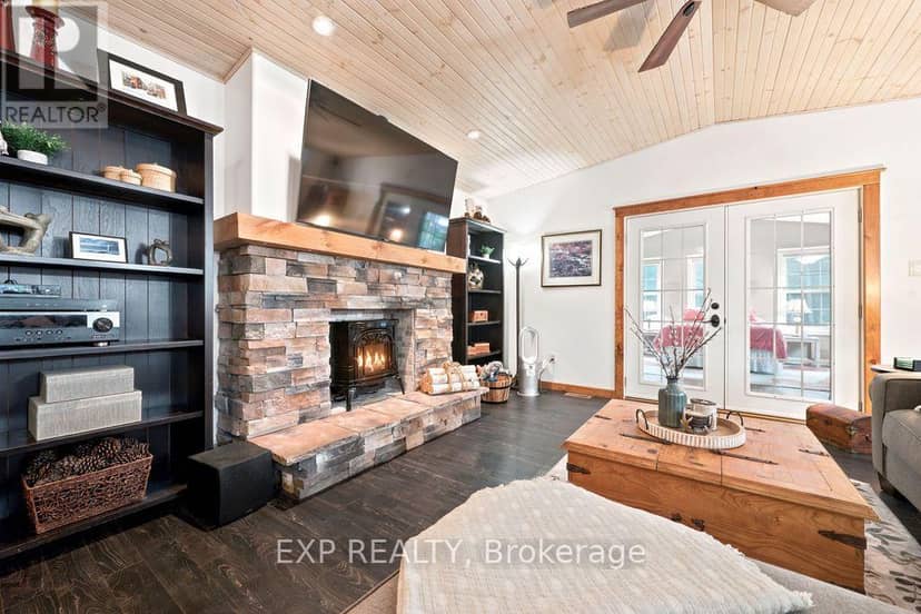 61 Rosebrugh Road — photo 19 of 40