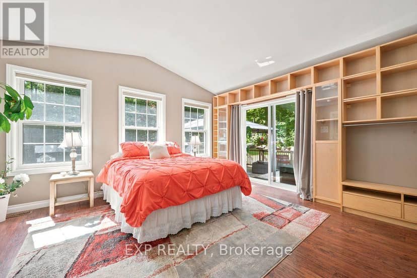 61 Rosebrugh Road — photo 33 of 40