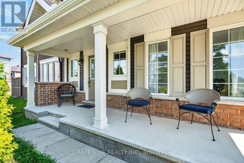 210 Clintonia Street — photo 3 of 28
