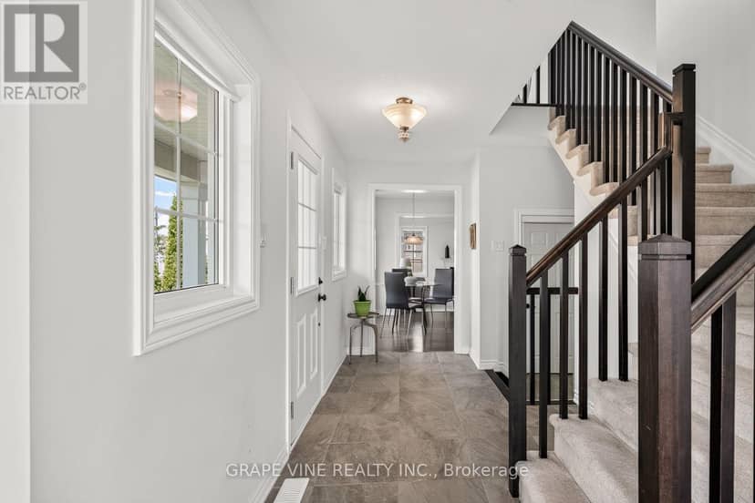 210 Clintonia Street — photo 4 of 28