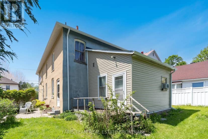 236 Barrie Street — photo 37 of 40